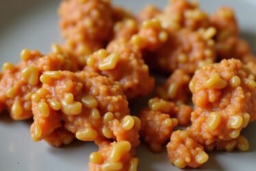 Rougail Saucisse Réunionnais : La Recette Facile pour un Plat Authentique et Savoureux